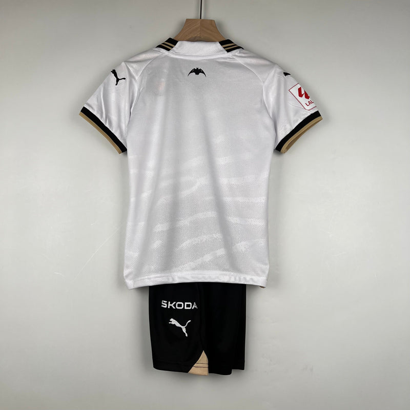 CAMISETA VALENCIA I 23/24 CONJUNTO INFANTIL - TIENDA DEL JUGADOR