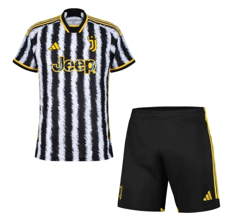 JUVENTUS I 23/24 CONJUNTO INFANTIL - TIENDA DEL JUGADOR